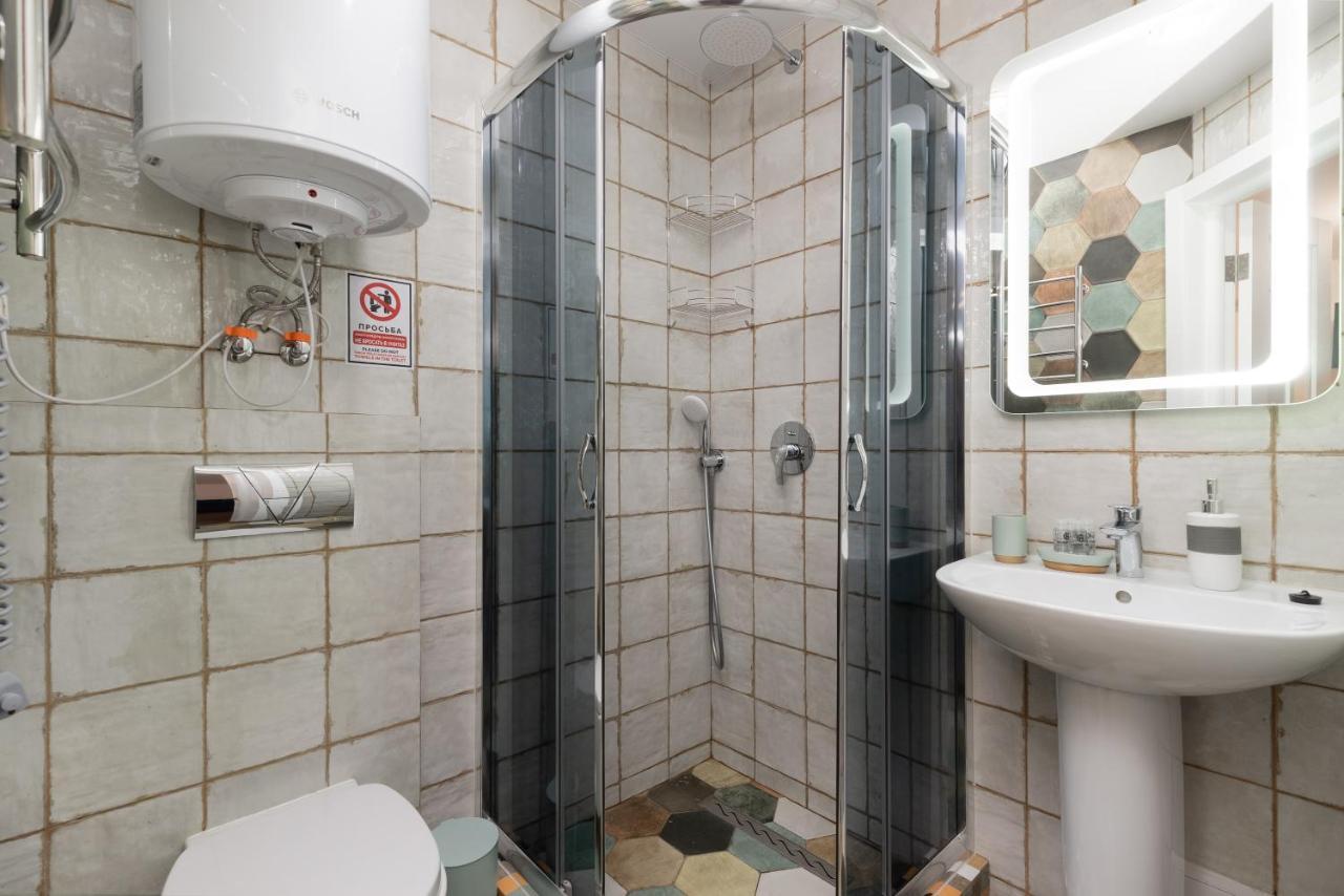 Apart Hotel Lyon d'Opera Odessa Extérieur photo